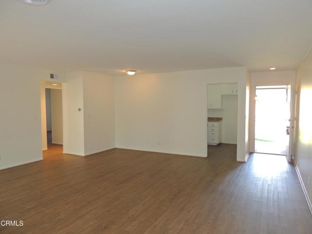2228 Camilar Dr living room
